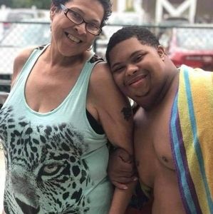 Meet your Posher, Evelyn